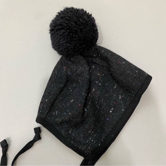 EUC Onyx Pom Bonnet Cotton-Lined - Picture 3 of 4